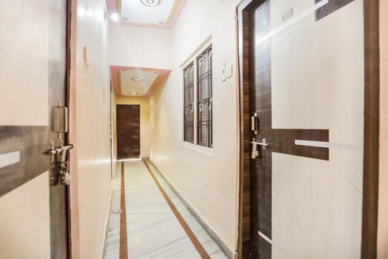 Hotel Aakash Ganga Bénarès Extérieur photo