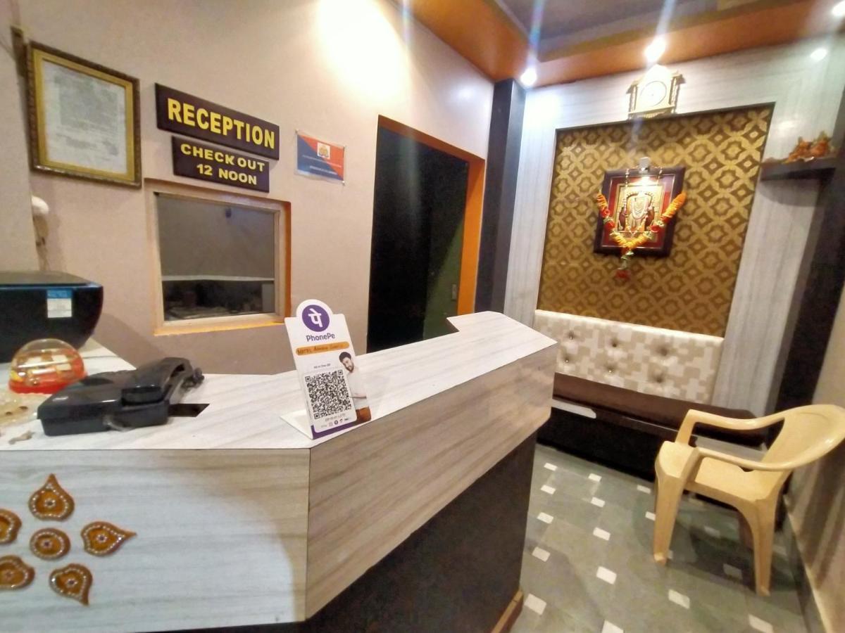 Hotel Aakash Ganga Bénarès Extérieur photo
