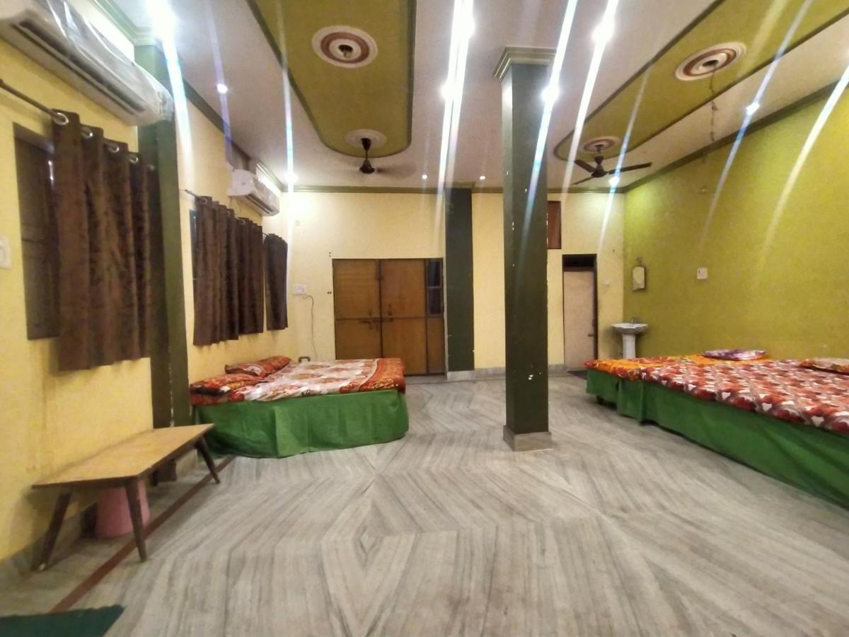 Hotel Aakash Ganga Bénarès Extérieur photo