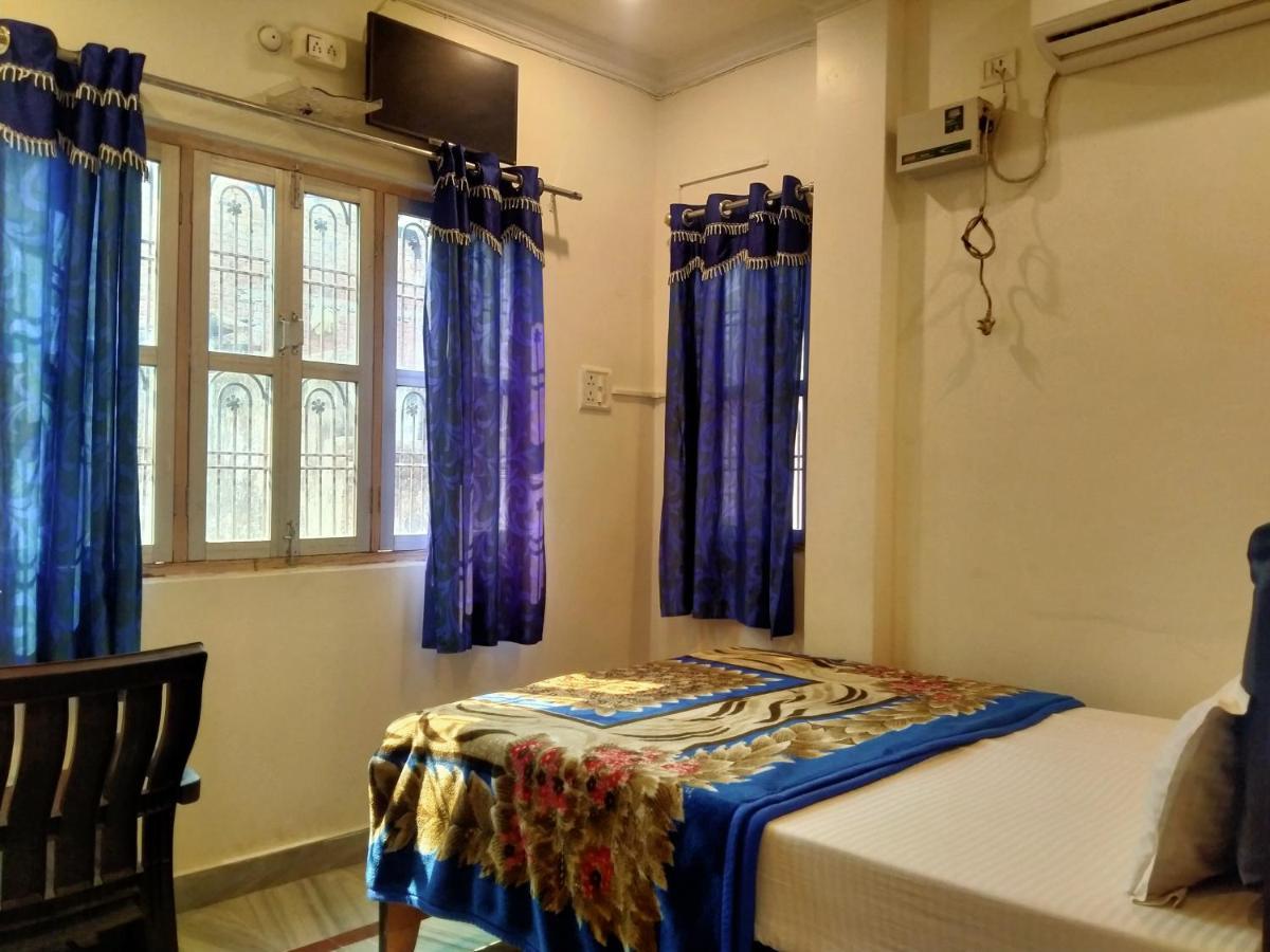Hotel Aakash Ganga Bénarès Extérieur photo
