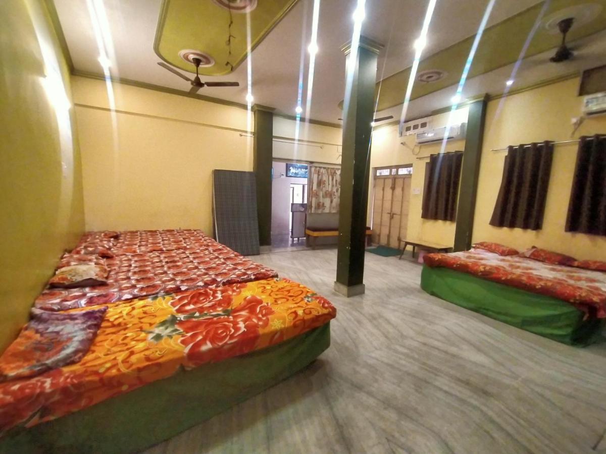 Hotel Aakash Ganga Bénarès Extérieur photo