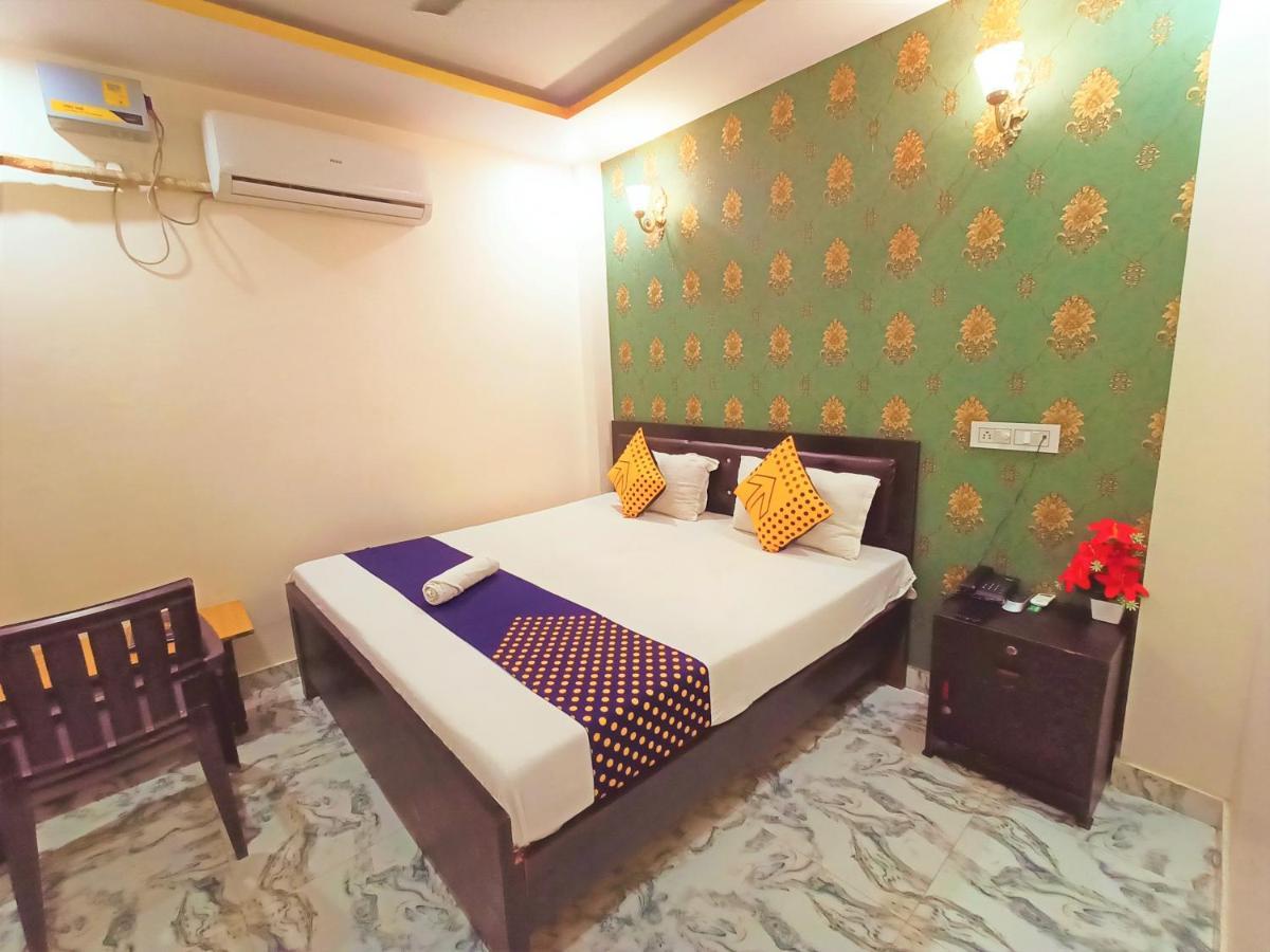 Hotel Aakash Ganga Bénarès Extérieur photo